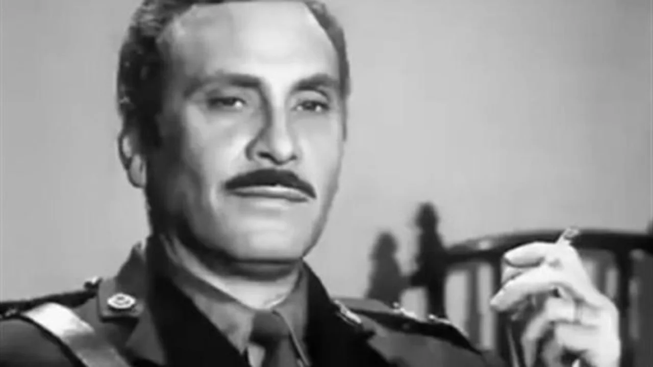 عودة الأسطورة.. محمود مرسي يدافع عن بلاده ببطولة مفاجئة